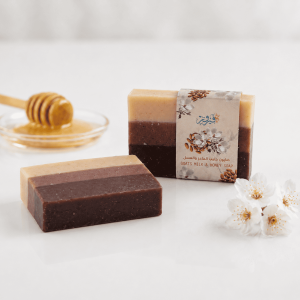 A creamy almond milk soap with a soft almond and cherry aroma that leaves skin smooth and refreshed.